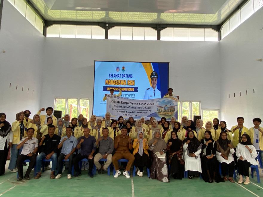 Penyambutan Mahasiswa KKN Universitas Negeri Padang